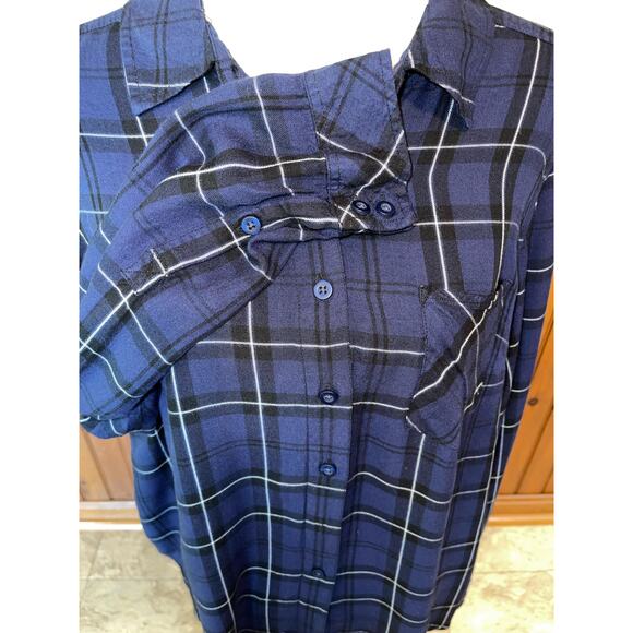 Womens Torrid Blue‎ Black Plaid Long Sleeve Button Down Soft Shirt Pocket Size 0 - Picture 3 of 7